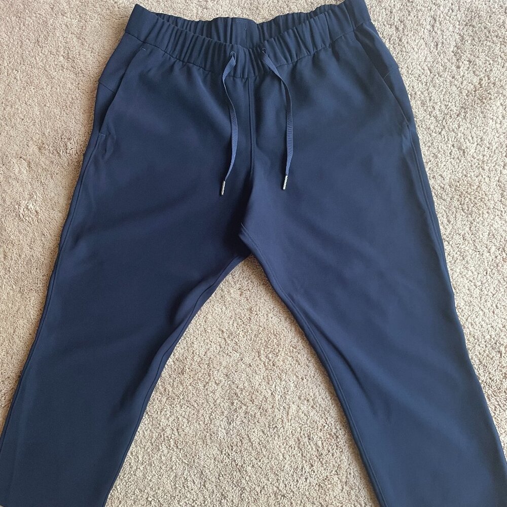Lululemon On the Fly Wide-Leg 7/8 Pant *Woven True Navy